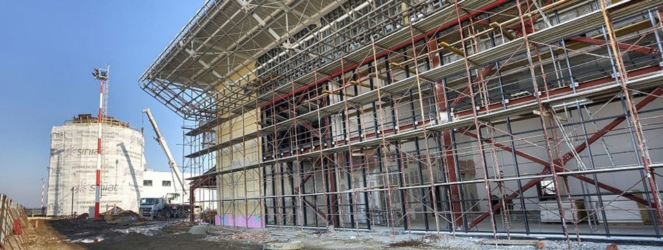 Fatade usoare AquaBoard la Aeroportul din Bacau